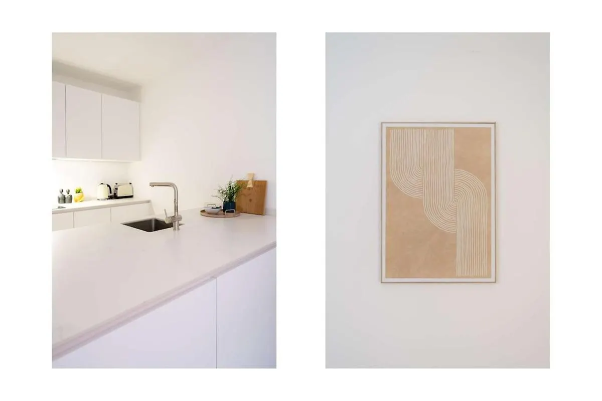 Spacious City Getaway For 8 In Αμβέρσα