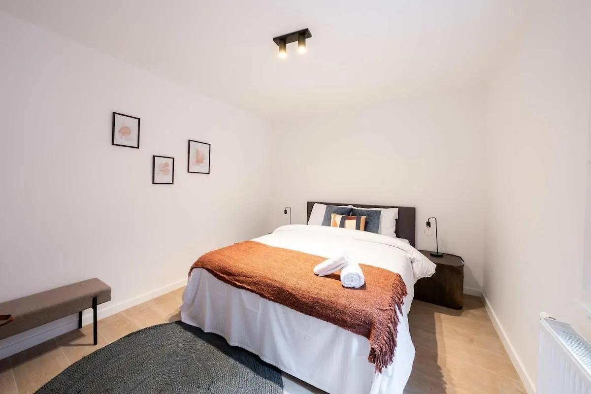 Apartment Spacious City Getaway For 8 In Antwerp Belgium